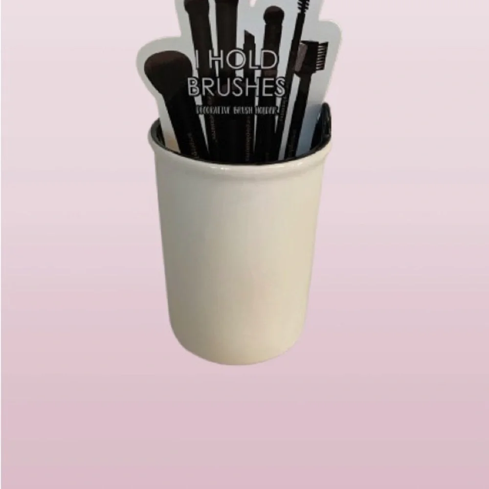 White Cat Makeup Brush Holder